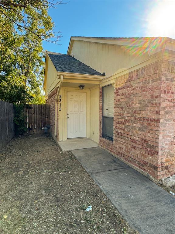 Building Photo - 2315 Windsong Trail