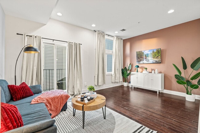 Primary Photo - 826 N Broad St