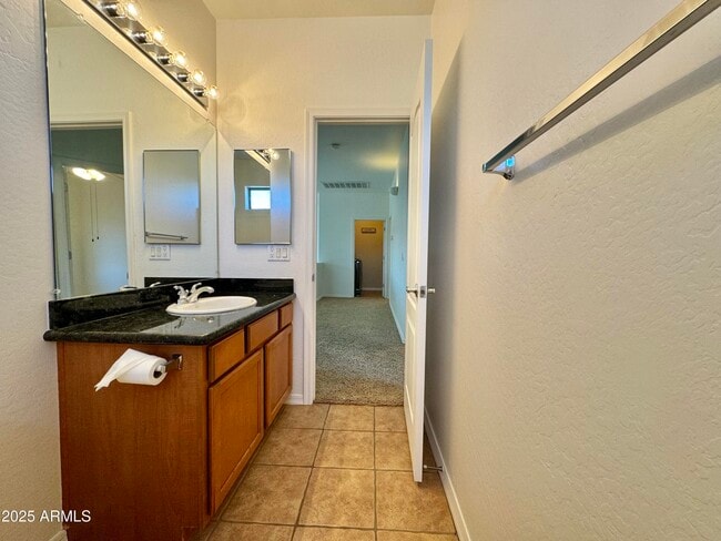 Building Photo - 1838 E Anderson Dr