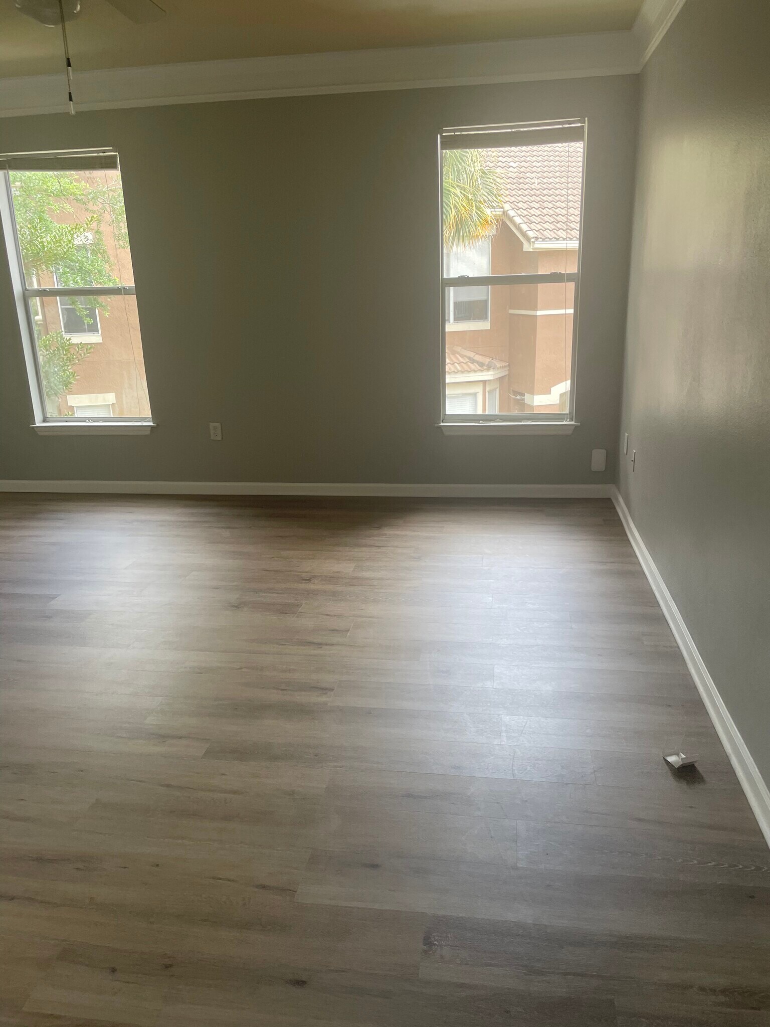 Building Photo - 8807 Villa View Cir
