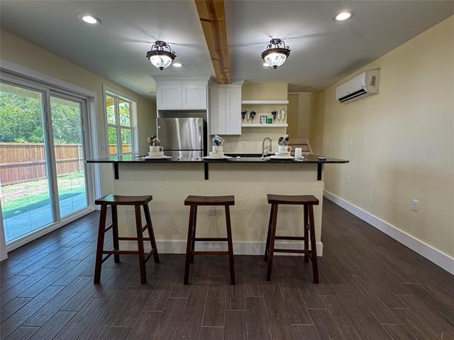 Building Photo - 1228 Kennie Dr