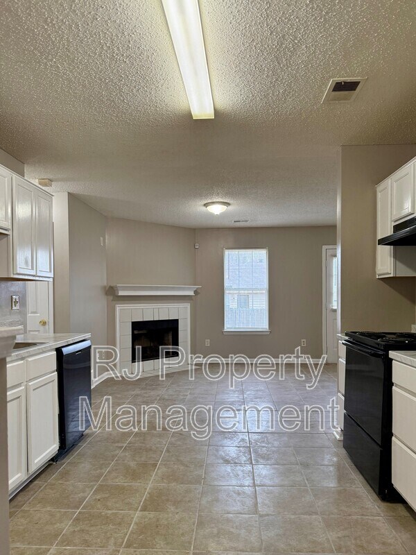 Building Photo - 4297 Kings Valley Cove E