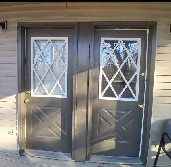 Building Photo - 3303 Cassidy Rd
