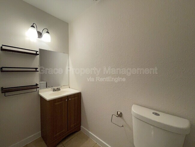 Building Photo - 1125 Sir Galahad Dr