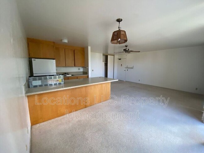 Building Photo - 84-755-755 Ala Mahiku St