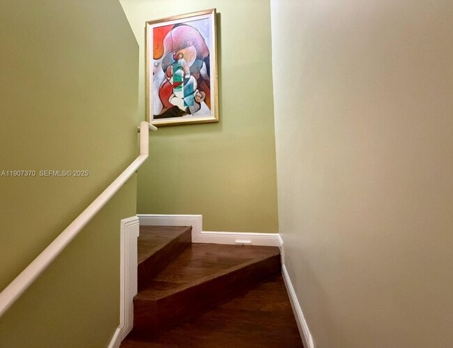 Building Photo - 3172 Fairway Cir