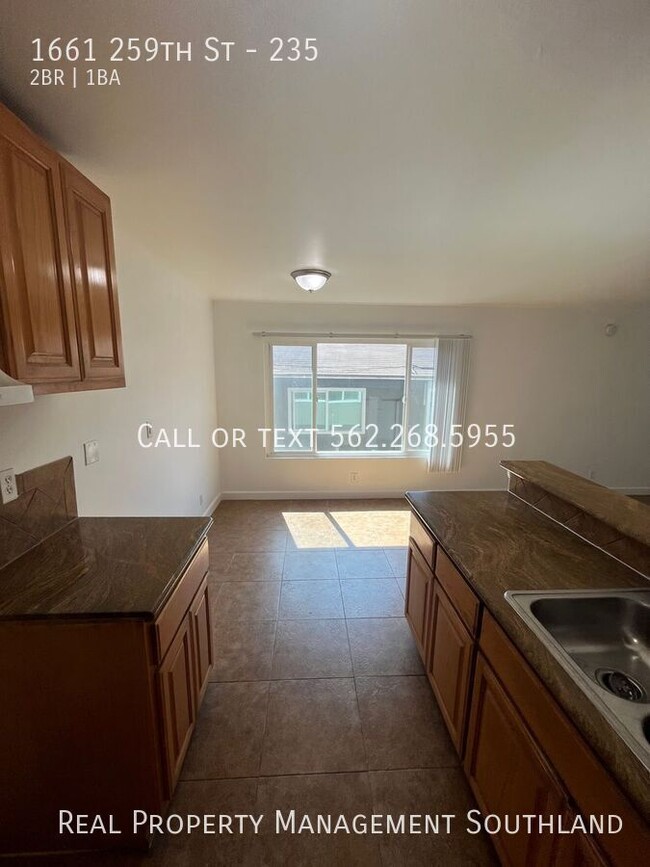 Building Photo - 2 Bed/ 1 Bath Apartment in Harbor City For...