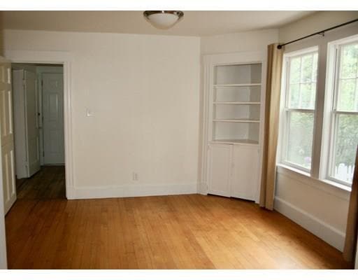 Building Photo - 129-131 Raymond St