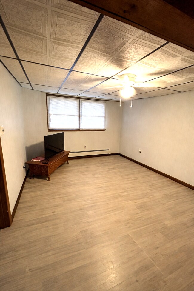 Building Photo - 1228 Allegheny Dr