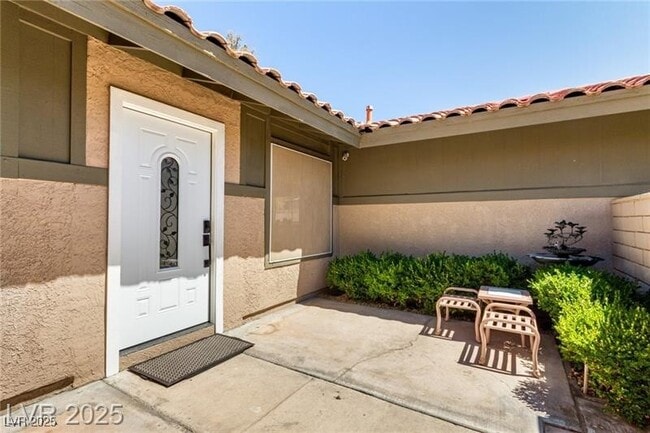 Building Photo - 3826 S Edmond St