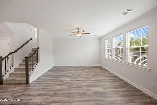 Building Photo - 424 Arrowwood Dr