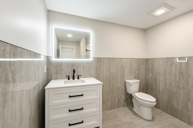 Building Photo - Lackawanna Ave