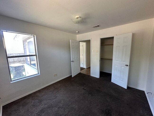 Building Photo - 1342 N 64th St