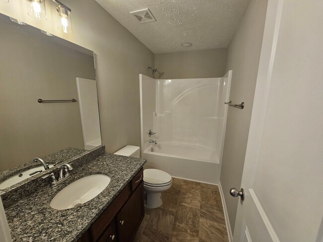 Building Photo - NEW BUILD 3 BEDROOM 2 BATHROOM HOME IN SCE...