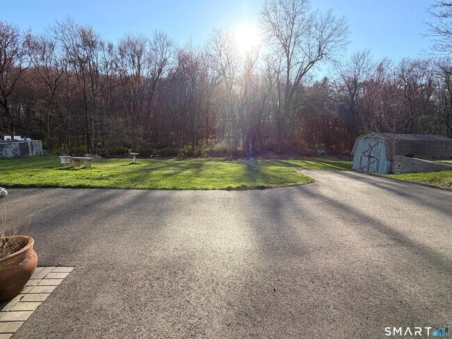 Building Photo - 28 Jefferson Ave