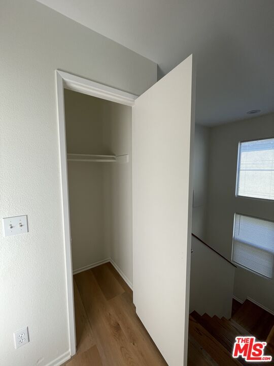 Building Photo - 121 Cancion Way