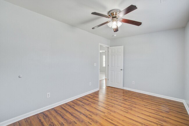 Building Photo - 3BR / 1BA Home for Rent in North Charleston – Available Now