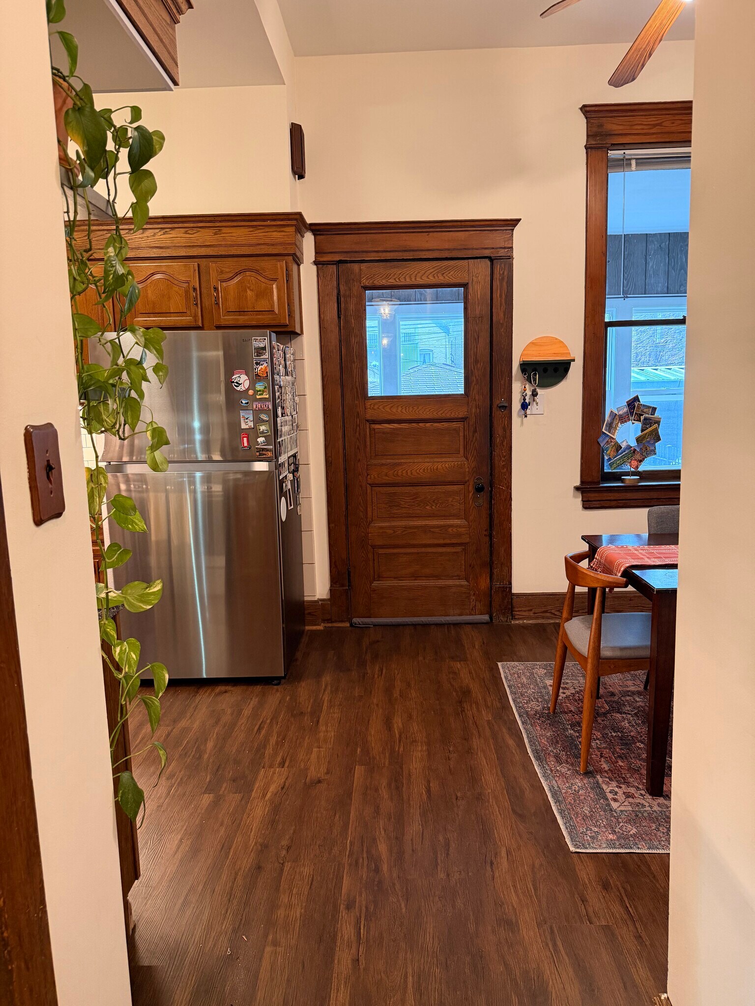 Building Photo - 1037 N Damen Ave