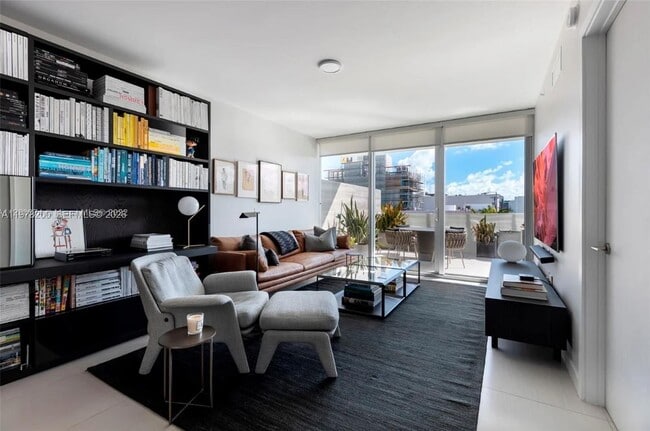 Building Photo - 1201 20th St