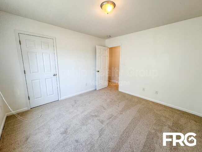 Building Photo - 1021 Jade Ln