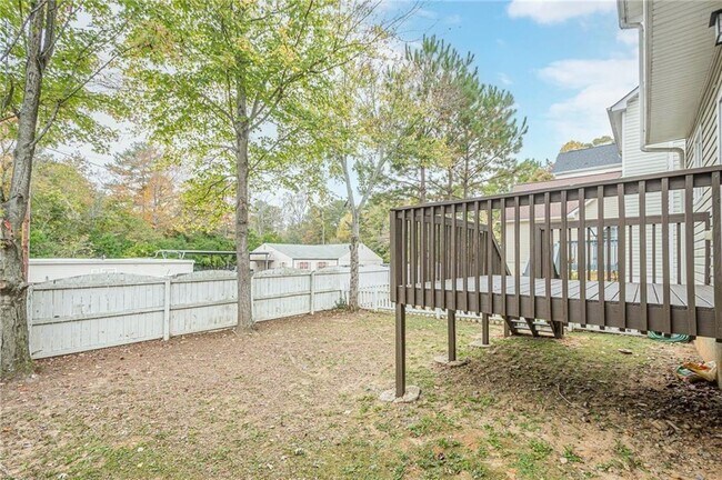 Building Photo - 720 Gardenside Cir SE