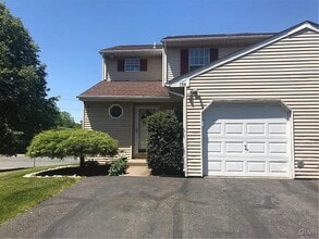 Building Photo - 798 Briarstone Rd