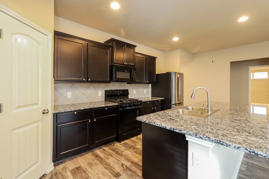 Building Photo - 2677 McCrae