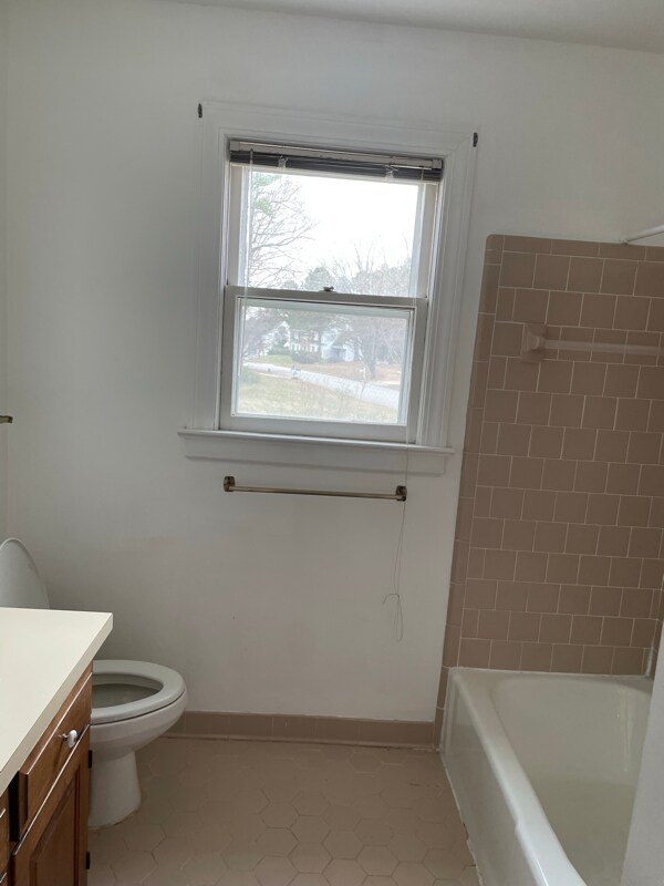 Building Photo - 8800 Colesbury Dr