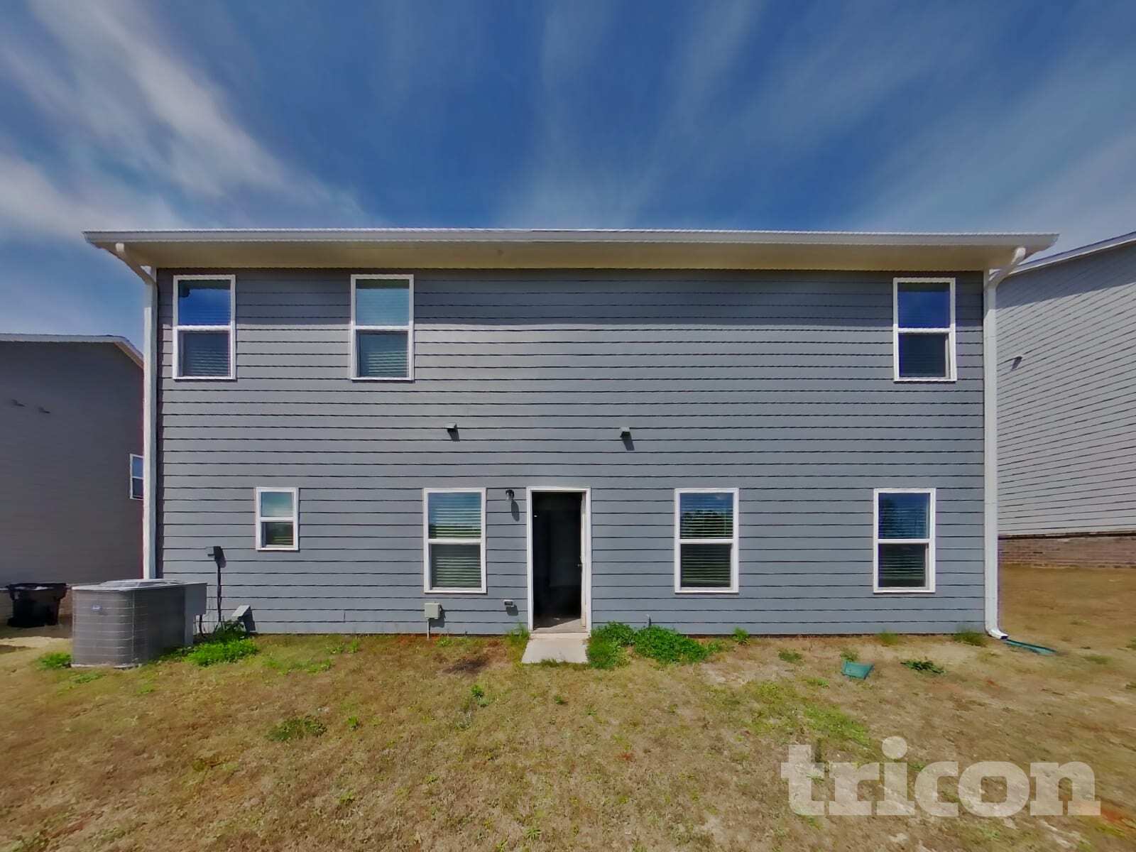 Building Photo - 653 Gleaner Wy