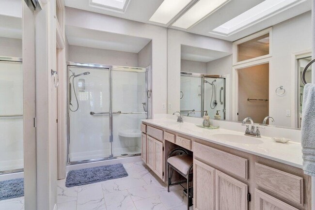 Building Photo - 38635 Orangecrest Rd