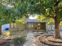 Building Photo - COMING SOON IN RIDGLEA NORTH!