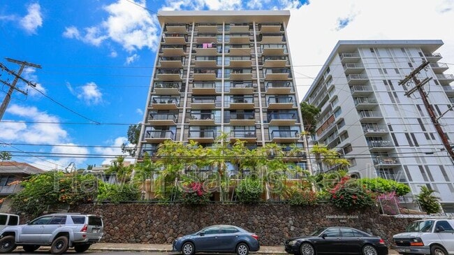 Building Photo - 1560 Thurston Ave