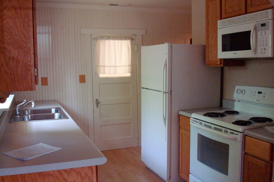 Building Photo - 44 N 3rd St