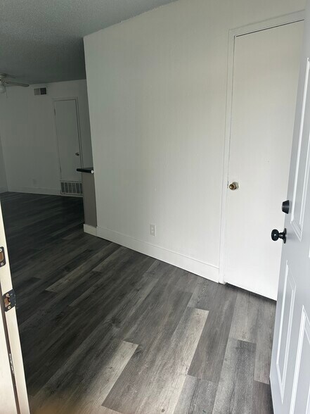 Building Photo - 4626 Ashdale Ct