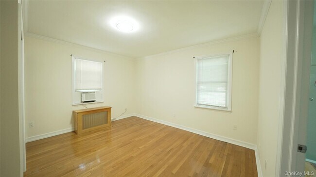 Building Photo - 72 Berkshire Rd