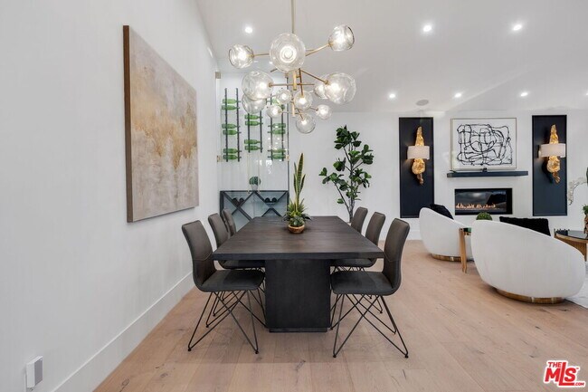 Building Photo - 12672 Stanwood Dr