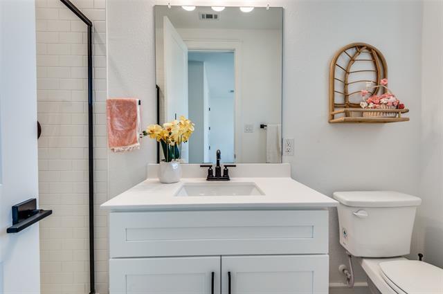 Building Photo - 2505 Liverpool Ln