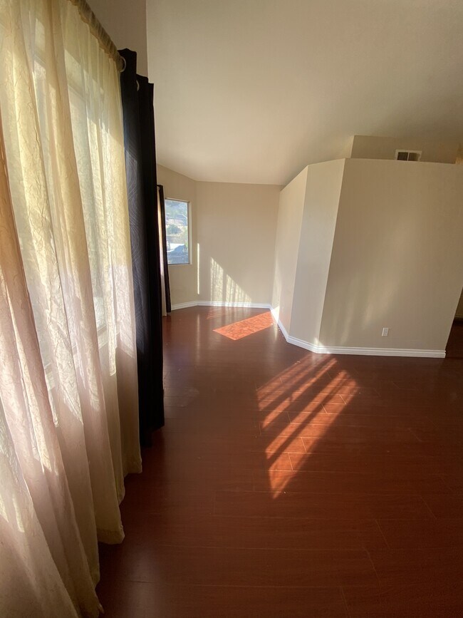 Building Photo - 16502 Mango Way