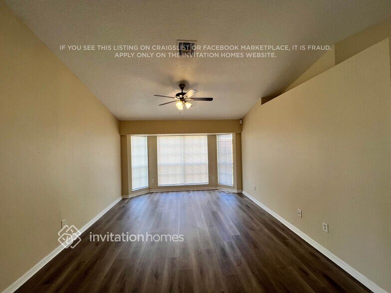 Building Photo - 1933 SW Lennox St