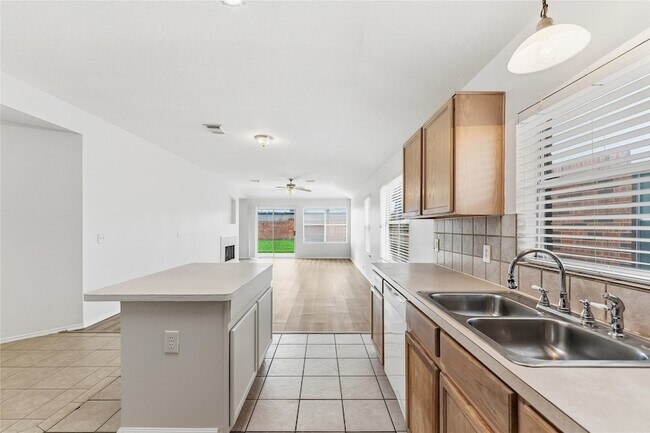 Building Photo - 21219 Somerset Park Ln