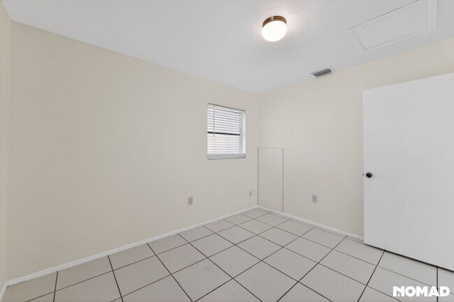 Building Photo - 253 Glenwood Ave