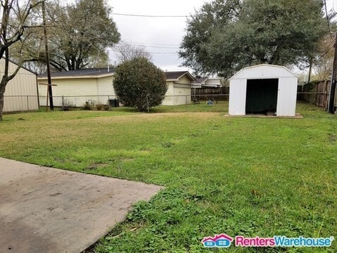 Building Photo - 6923 Cole Creek Dr