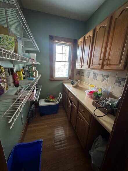 Building Photo - 35 Coolidge Rd