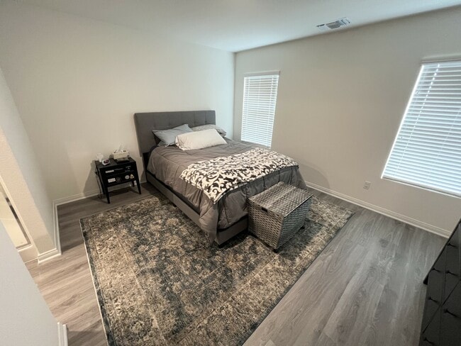 Building Photo - 27779 Via Santa Catarina