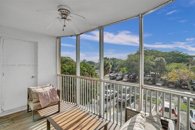 Building Photo - 1780 NE 191st St