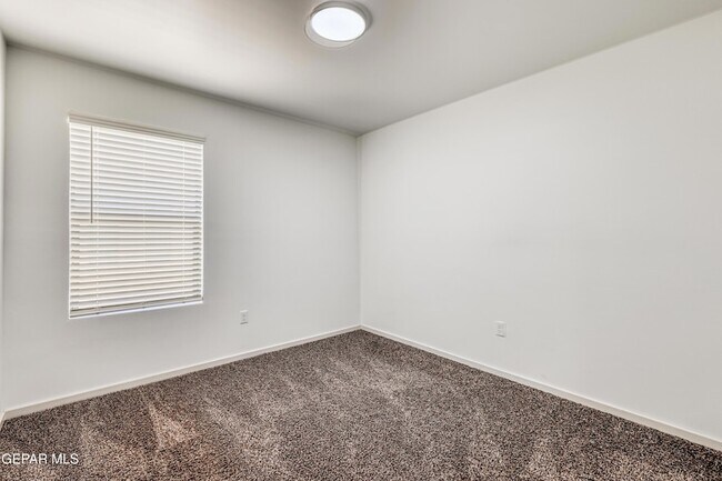 Building Photo - 12441 Polo Norte Dr