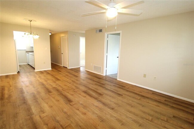 Building Photo - 2955 S Beneva Rd