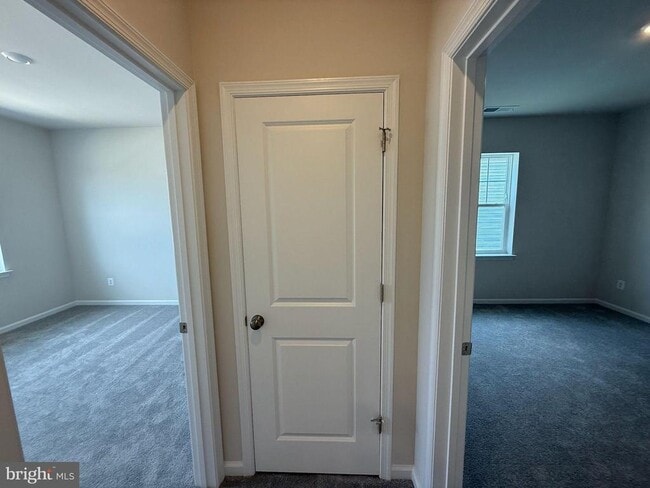 Building Photo - 18 Trout Lily Dr