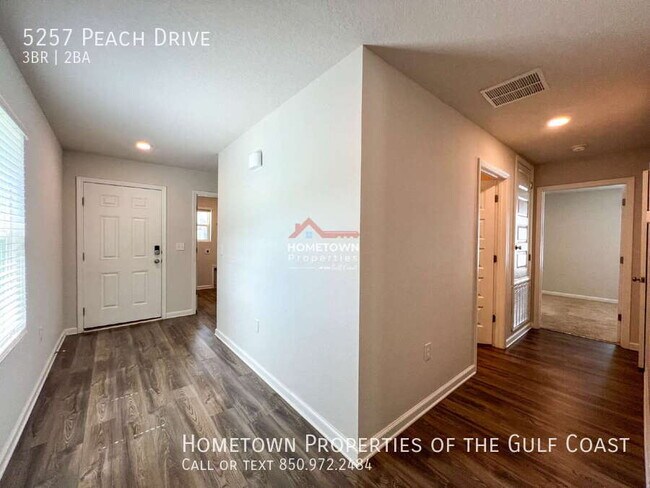 Building Photo - 5257 Peach Dr