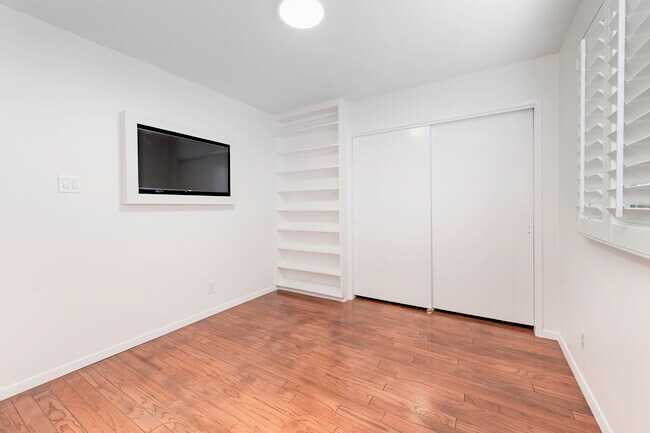 Building Photo - 4456 Candleberry Ave